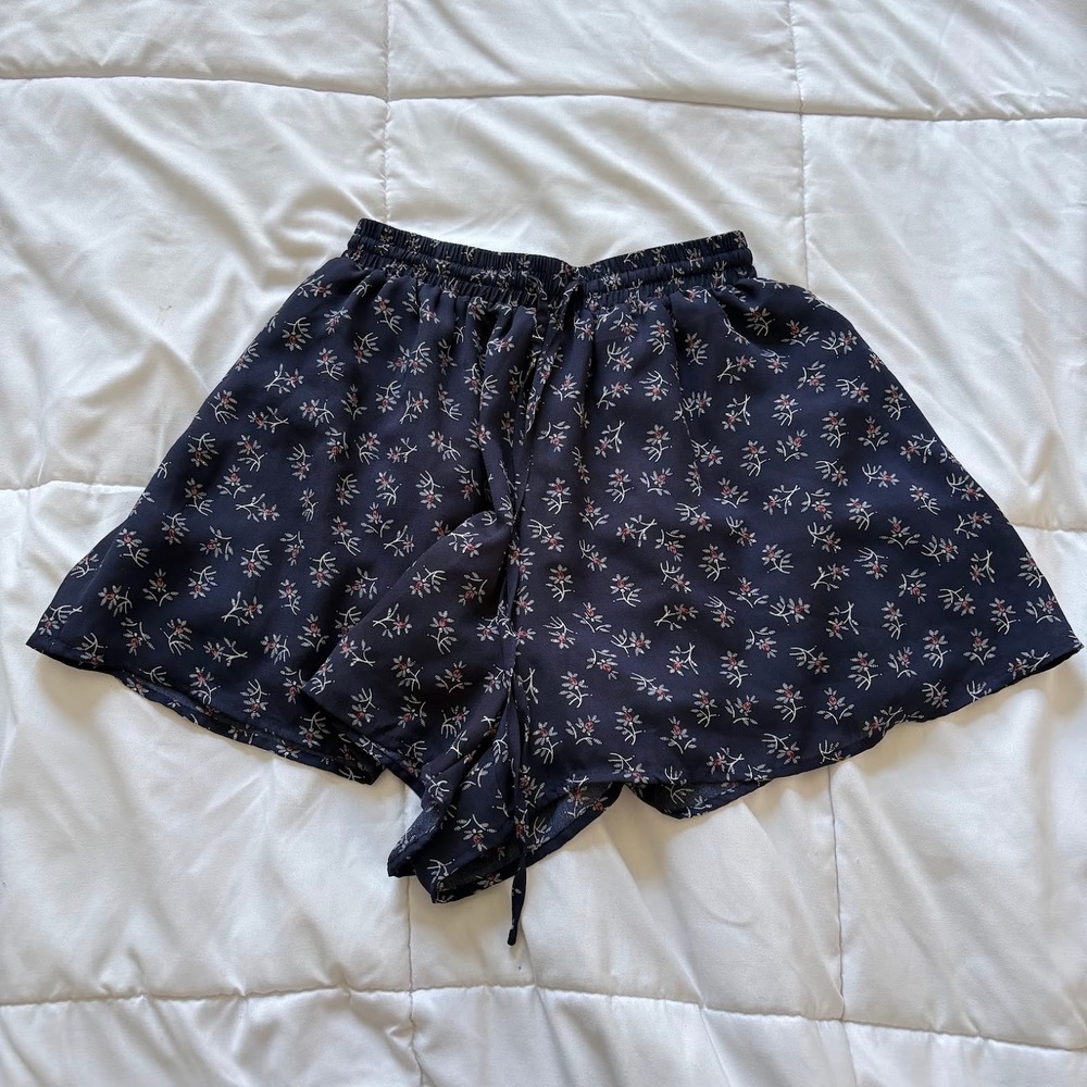 Skylar + Madison Shorts Womens Small Floral Blue Elastic Waist Flowy Boho